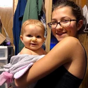 Meet your Posher, Kelli